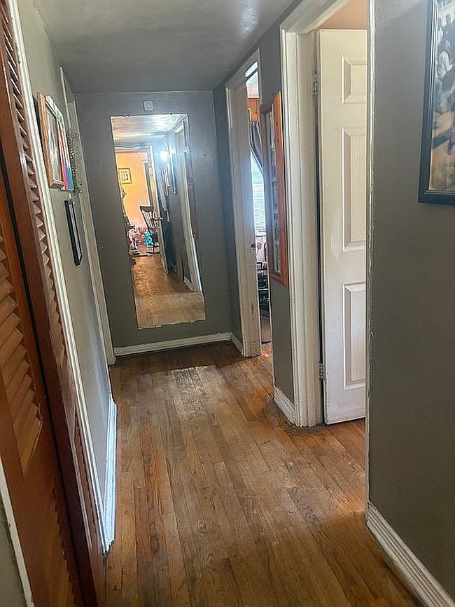 Additional photo 3 of property located at 2754 Brierwood Dr