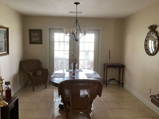 Image of 412 Arizona Dr