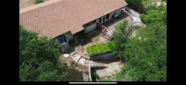 Photo of 20100 Siesta Shores Dr, Spicewood, TX