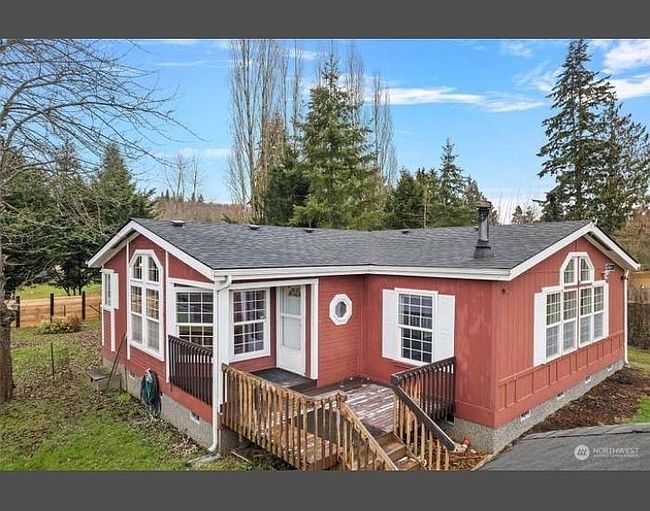 Photo of 17329 Slow Ln, Mount Vernon, WA