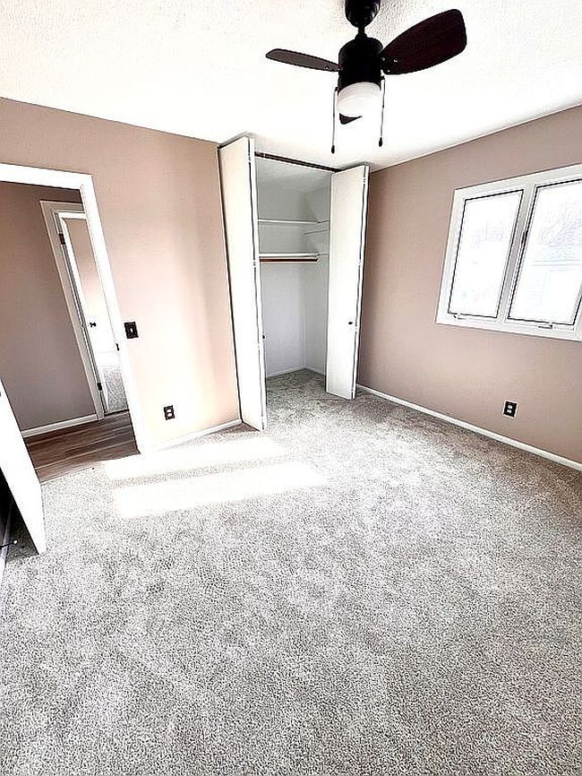Image of 920 Walsh St