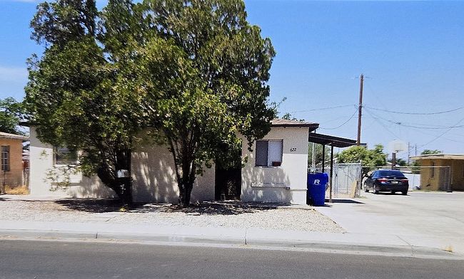 Image of 622 S Esperanza St