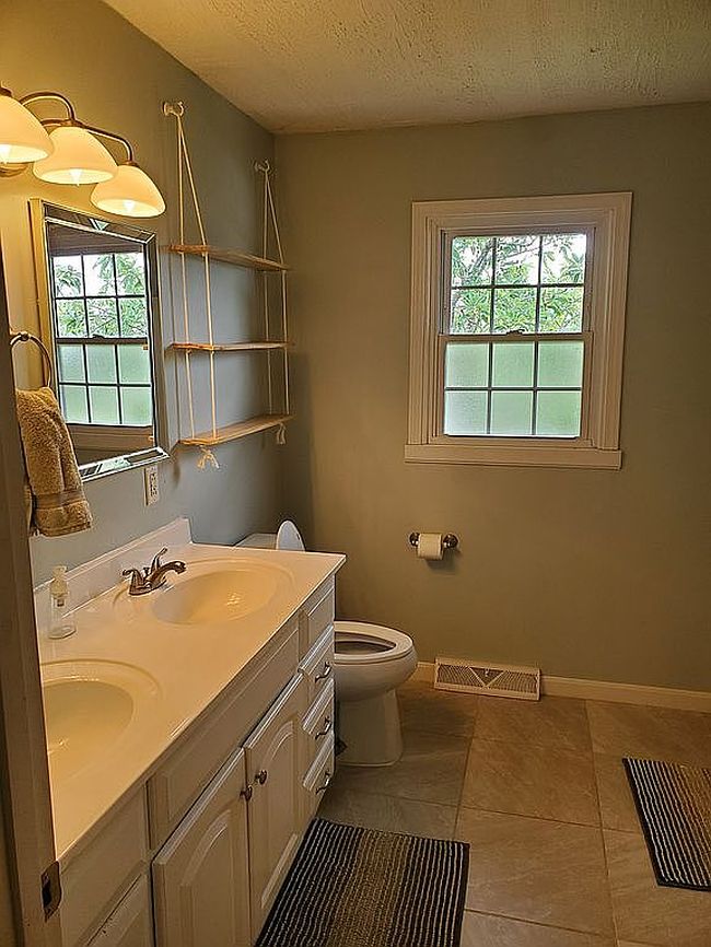 Additional photo 1 of property located at 522 Scenic Dr