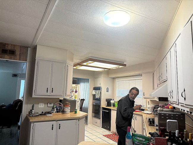 Additional photo 3 of property located at 4271 N Ist St #124