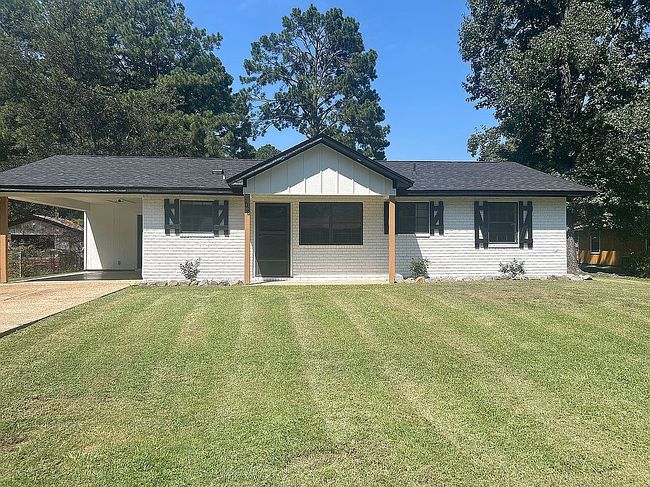 Photo of 1107 Dogwood Dr