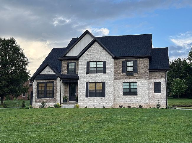 148 Meadow View Dr, Mount Sterling, KY