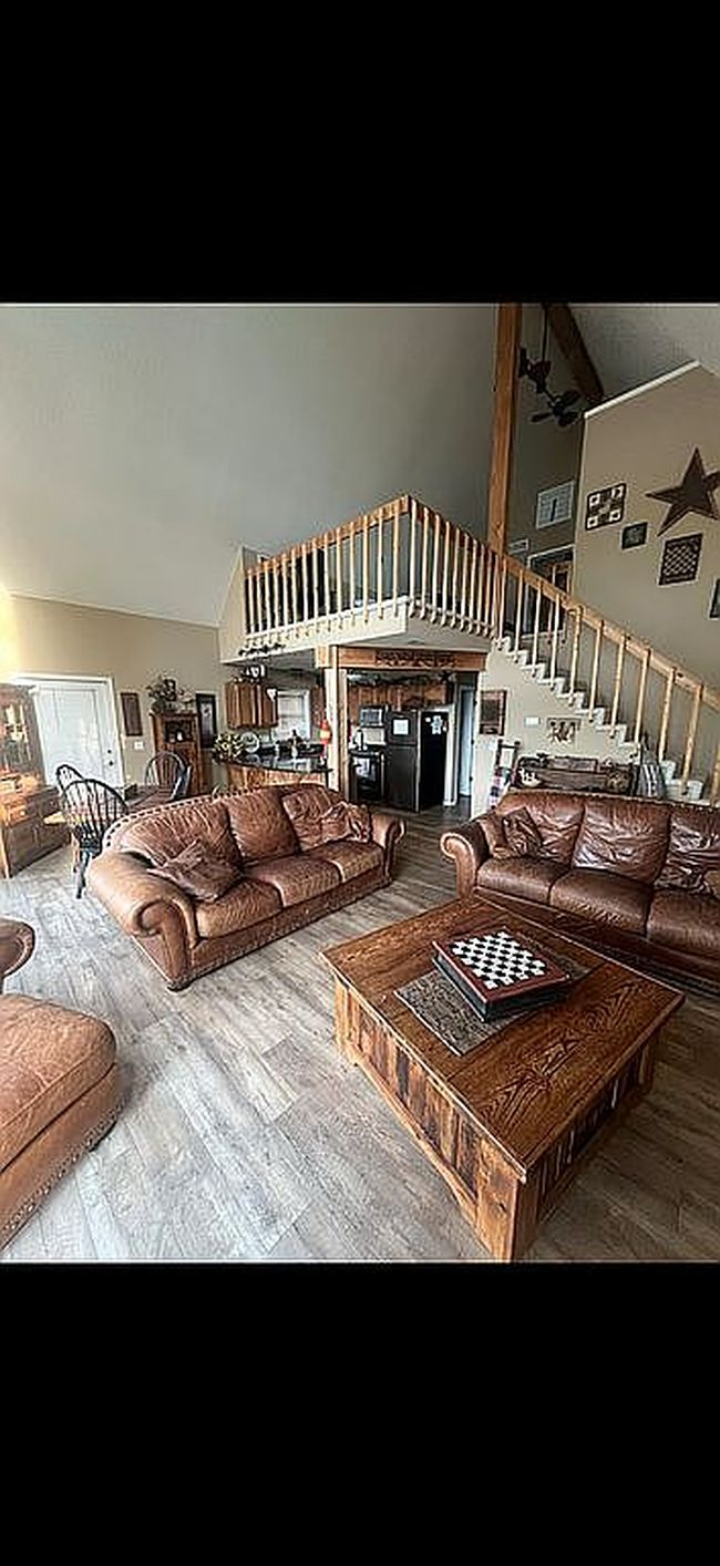 Photo of 52 Paradise Valley Rd, Gravois Mills, MO