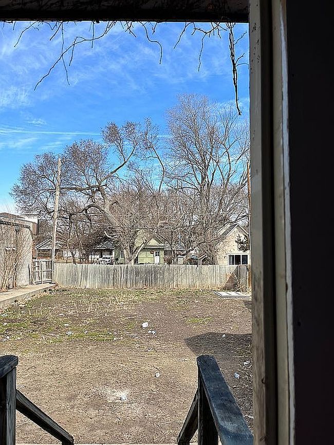 Image of 2720 E St