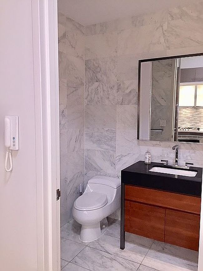 Photo of 75 Wall St Apt 26, New York, NY