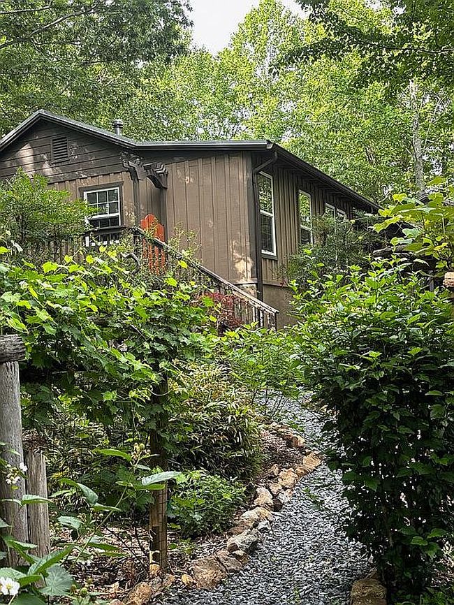 Image of 320 Mount Mcgruder Rd