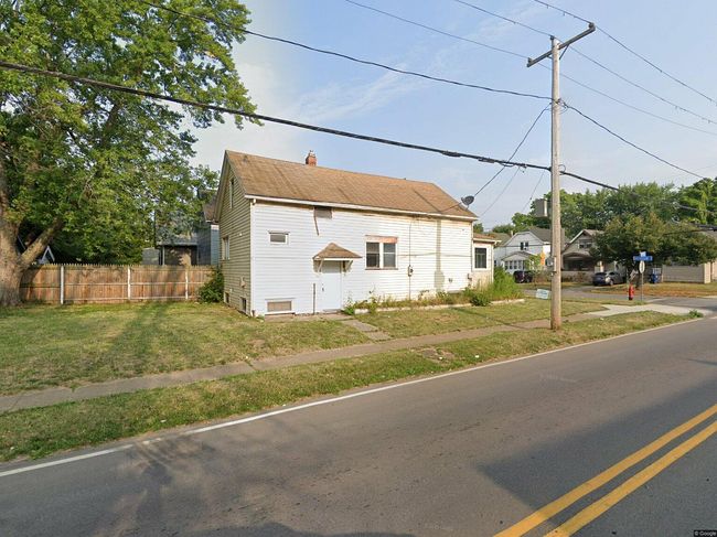 Photo of 79 Davidson Ave