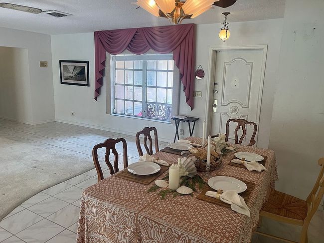 Image of 800 Marble Way