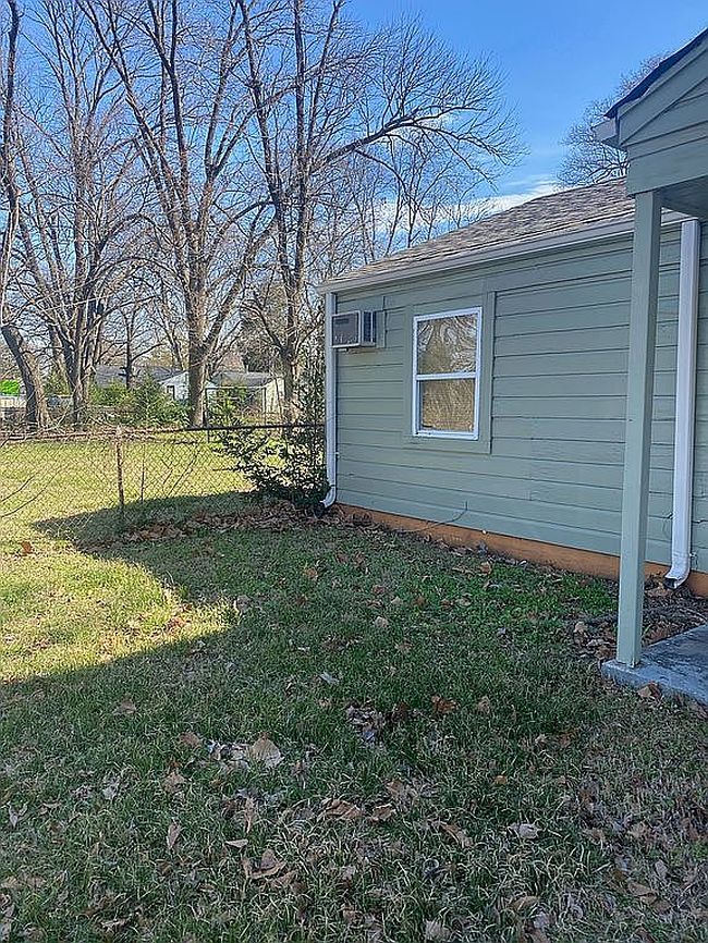 Image of 1309 44th Pl N