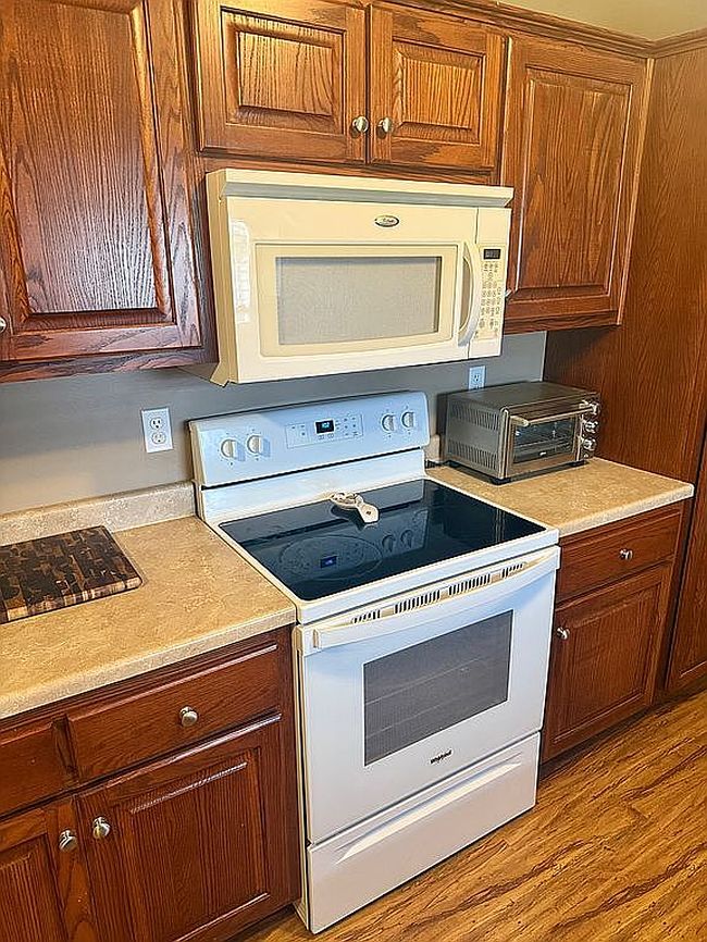 Image of 1172 Red Fern Rd