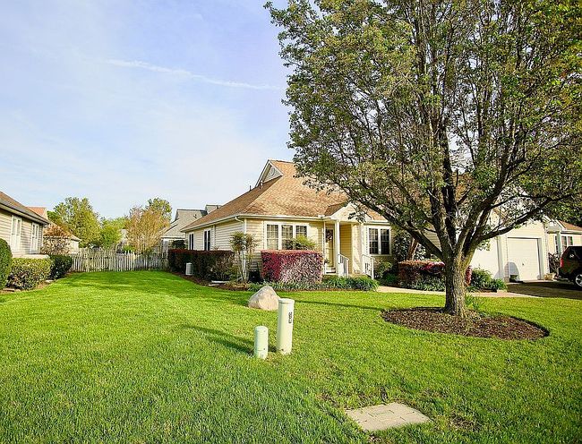 Image of 933 W Schumaker Manor Dr