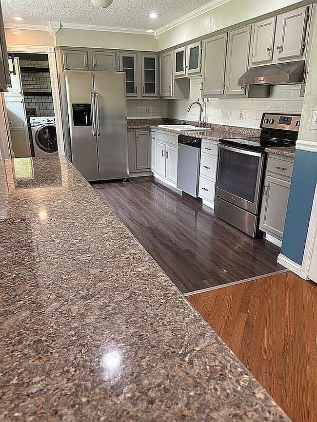 Photo of 7633 Michael Ln, Newburgh, IN