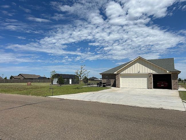 Additional photo 3 of property located at 8320 Clara Allen Trl