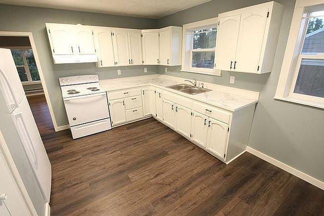Photo of 802 6th Ave N, Glasgow, MT