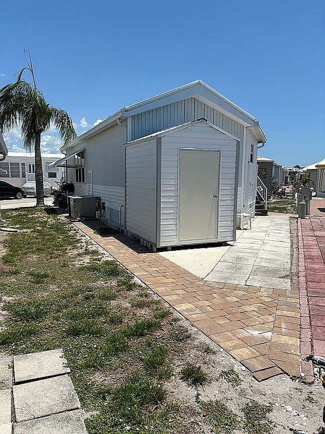 Image of 104 Sugar Sand Ave