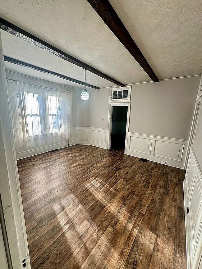 Photo of 9 Chestnut St, Newville, PA