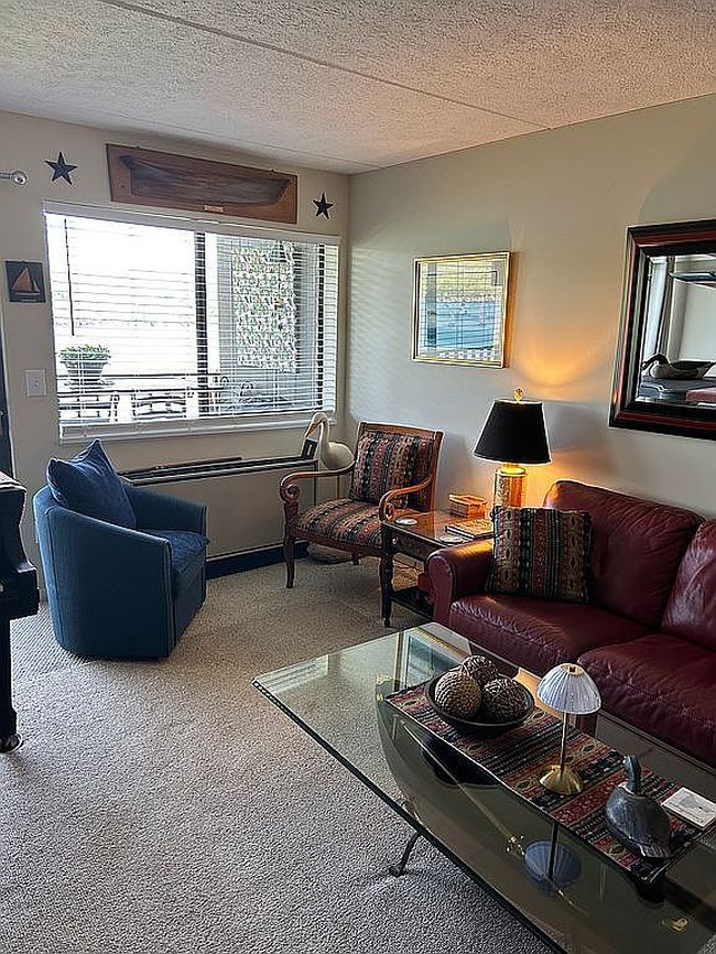 Additional photo 3 of property located at 23 Cliffside Dr