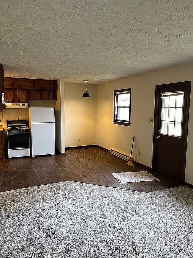 Photo of 18186 Mahoning Ave, Lake Milton, OH