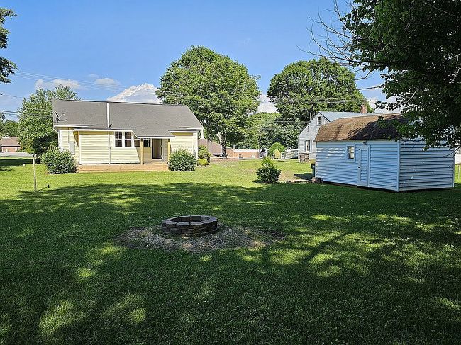 Photo of 2722 Darrow Rd, Walkertown, NC
