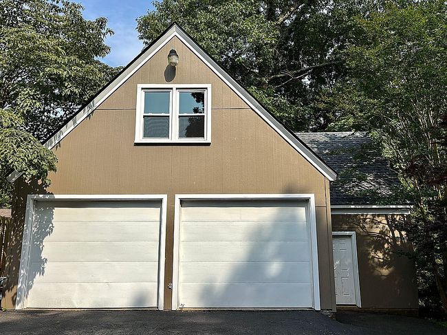 Image of 3556 Oaklane Dr