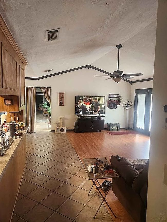 Photo of 1832 Seacrest Dr, Gautier, MS