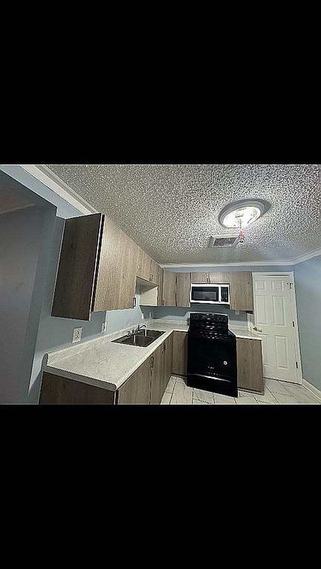 Photo of 3947 15th St, Des Moines, IA