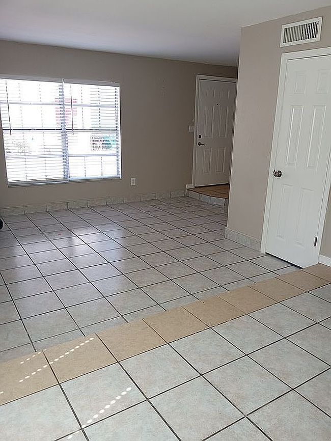 Additional photo 3 of property located at 5708 Townhouse Dr