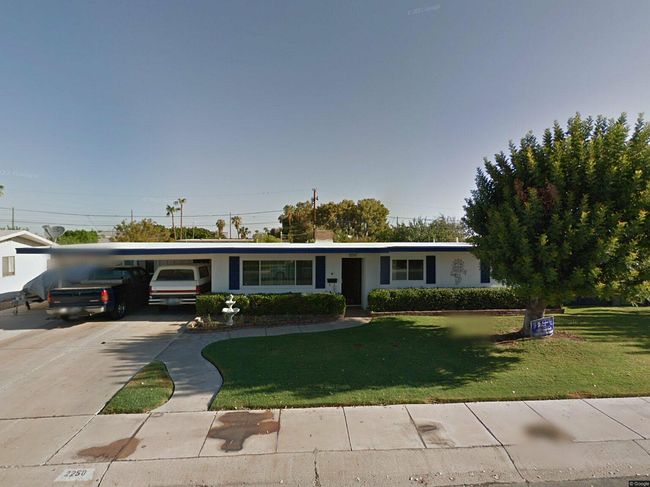 Photo of 2250 E 24th Pl