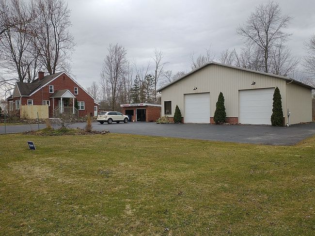 Image of 11400 Transit Rd