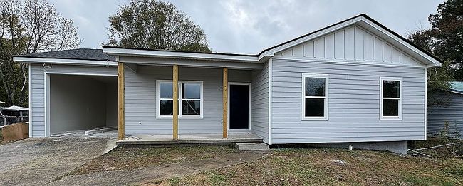 Preview of property located at 242 Deerfield Dr