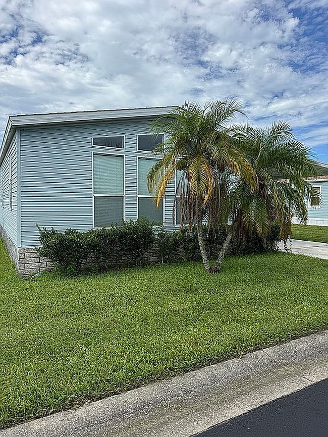 Photo of 5707 45th St E Lot 270, Bradenton, FL