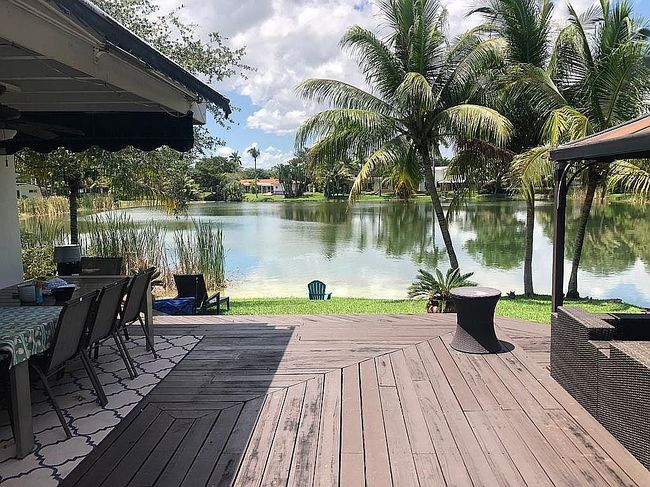 Image of 6445 Sw 52nd St