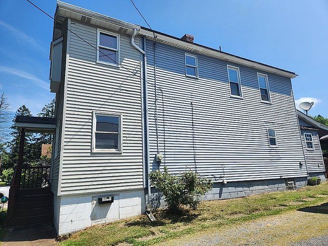 Photo of 2606 Monroe St, Natrona Heights, PA