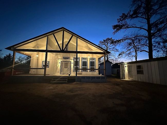 Preview of property located at 195 Covert Dr