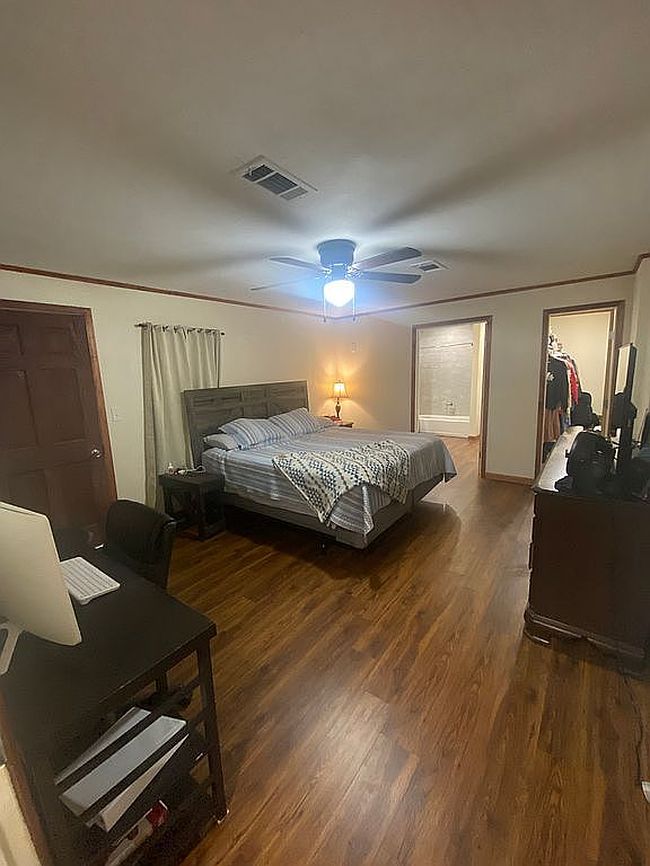 Photo of 1024 Cowart St, Jena, LA