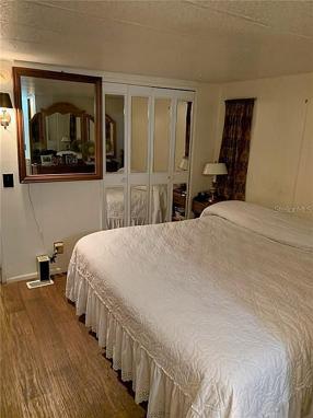Preview of property located at 1960 Pinewood Ln