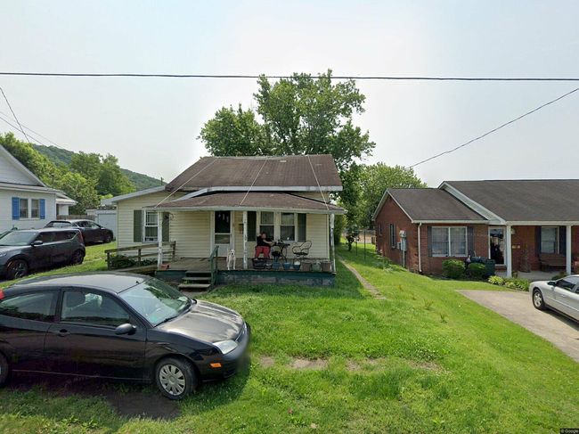 Additional photo of property located at 120 S Lilly Ave