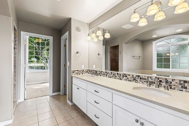 Additional photo 2 of property located at 6415 Scenic Dr