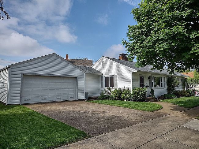 Image of 319 E. Parish St.