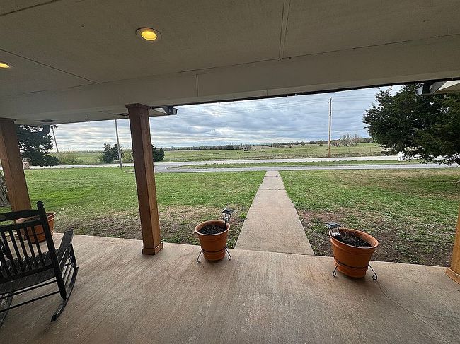 Image of 7339 Ne Watts Rd