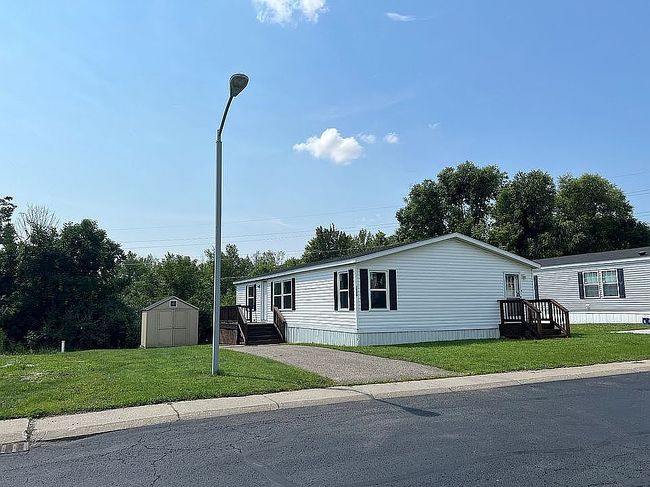 Photo of 1336 Ridgeway Blvd #28, Pontiac, MI