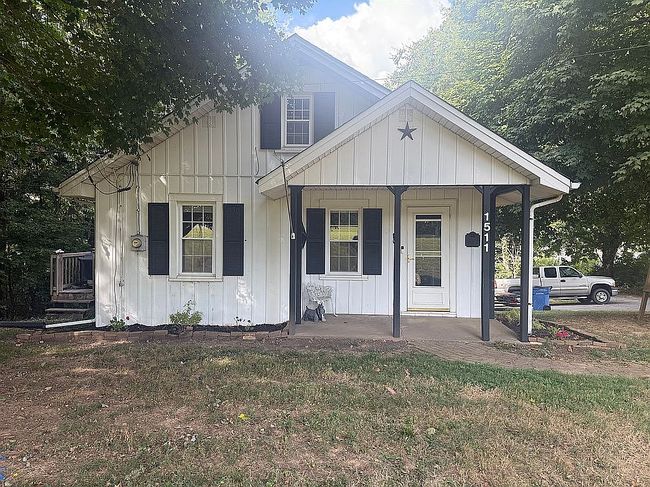 Photo of 1511 W Main St