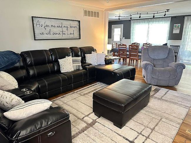 Image of 502 Saint Anthony St