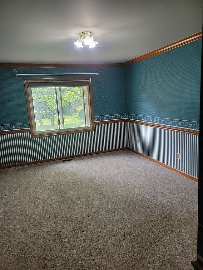 Photo of 15430 Windmill Dr, Macomb, MI