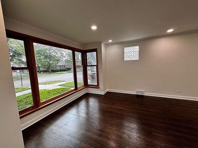 Image of 3056 W Jerome St