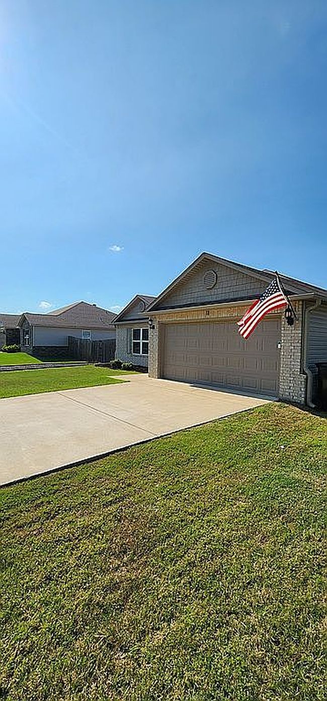 Image of 12 Dunnaway Dr